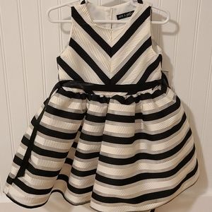 Ava & Yelly Girl's Dress